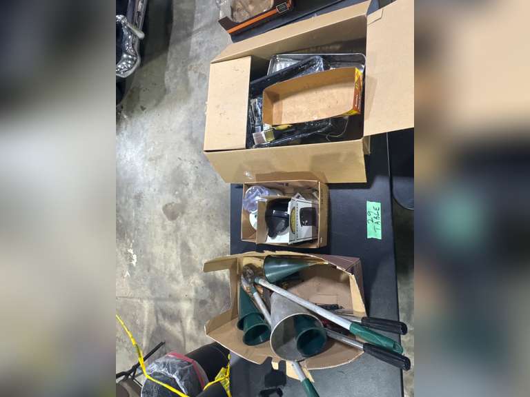 FULL TABLE - PAINTING SUPPLIES, HEDGE TRIMMERS