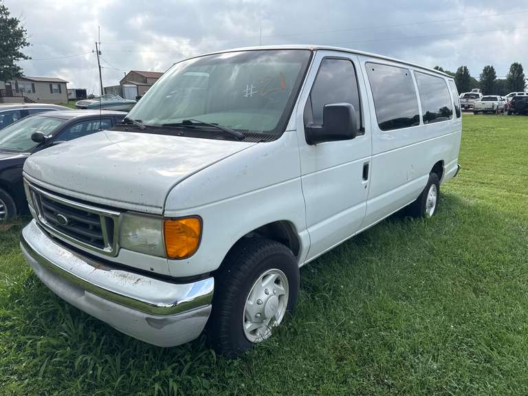 2007 FORD E350