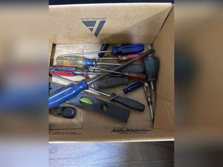SCREWDRIVERS