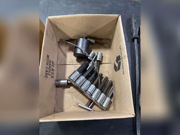 ALLEN SOCKETS