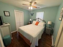 2 BED / 2 BATH COTTAGE & LOT