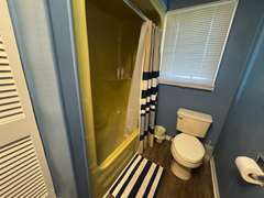 2 BED / 2 BATH COTTAGE & LOT