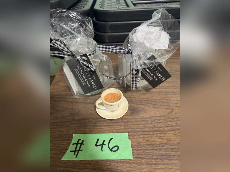 BURNETT FARMS GIFT CARDS, JARS