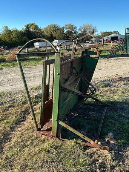 Calf Chute