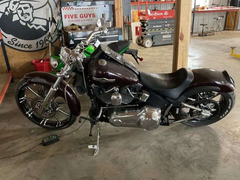 2007 HD Nightrain full custom
