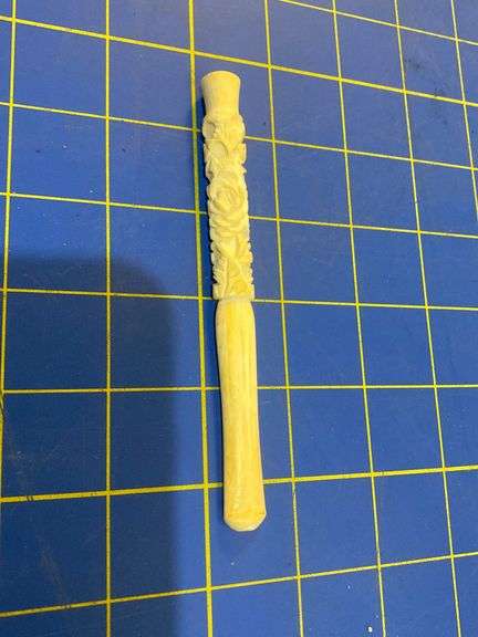 Cigarette holder
