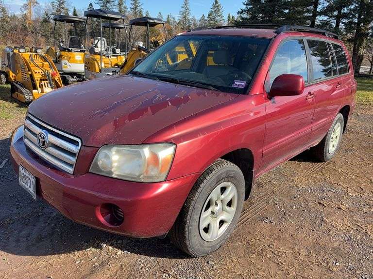 2004 TOYOTA Highlander