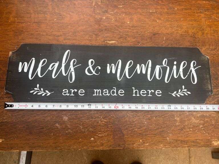 Meals & Memories Sign