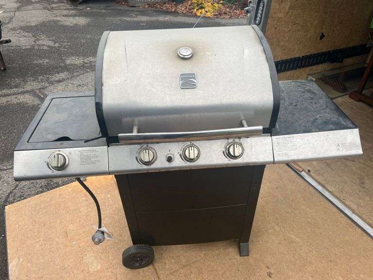 Kenmore 3 Burner Gas Grill