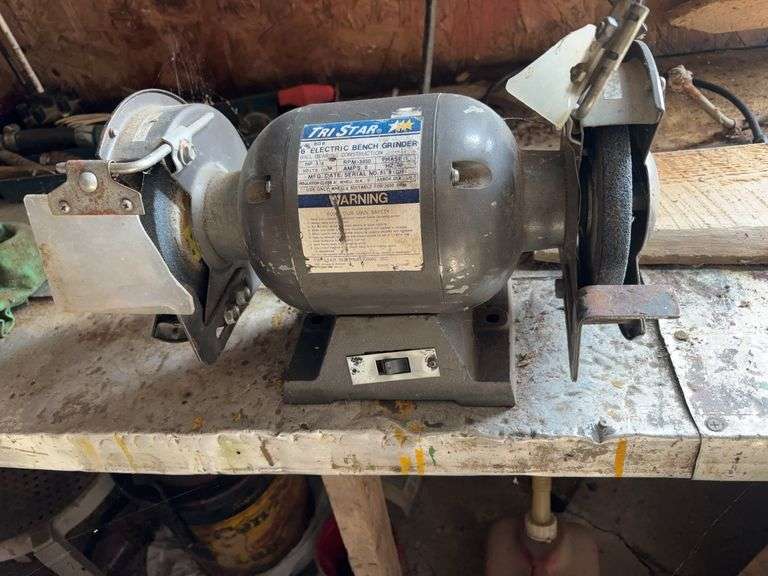 Bench grinder