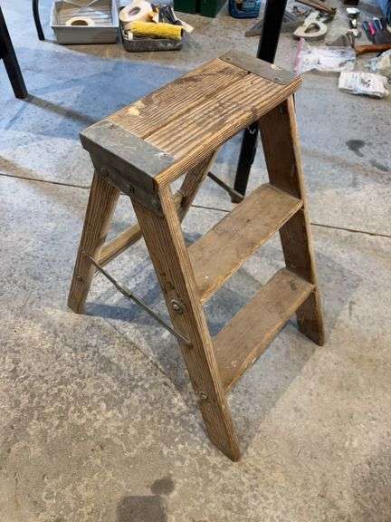 2’ step ladder
