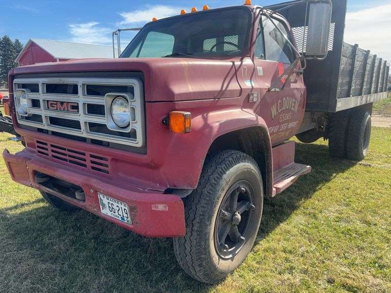 1986 GMC 600 Dump Truck