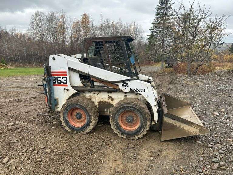 Bobcat 863 skid steer