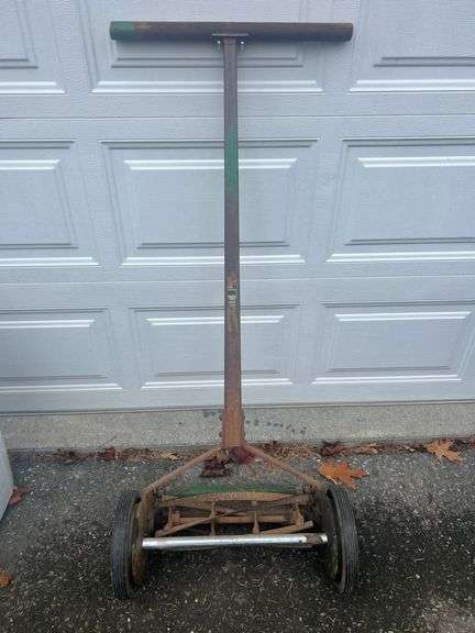 Vintage TURFMASRER Push Mower