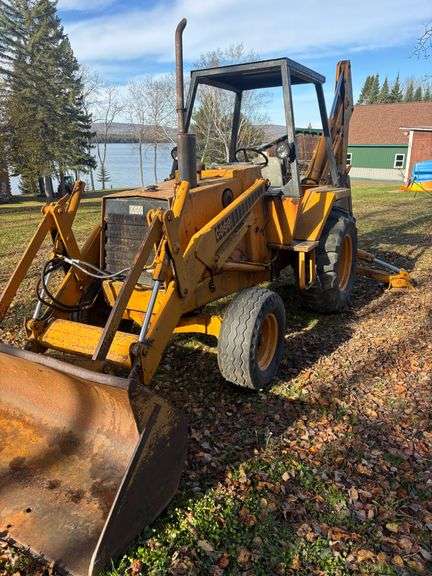 1983 Case 580C backhoe