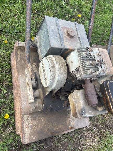 Wicker plate compactor