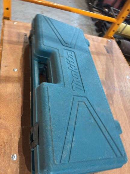 Makita reciprocating saw