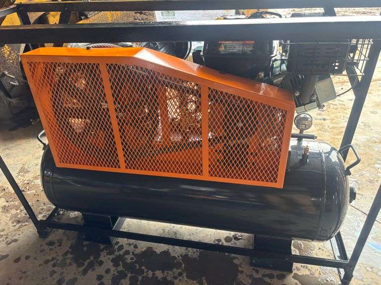LandHonor 40 Gallon 2-Stage Truck Mounted Air Compressor