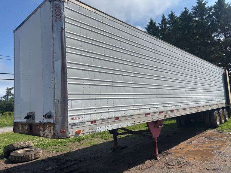 1991  Utility   48' tri axle trailer w/ slope floor & conveyer