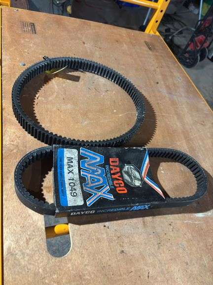 Drive belts snowmobile