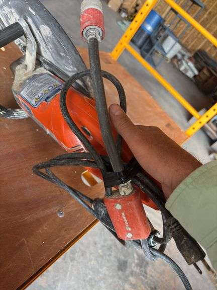Husqvarna K3000 concrete saw