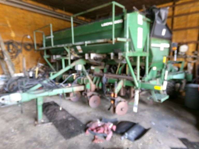 Lockwood 4100 planter