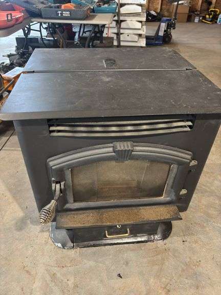Pellet stove