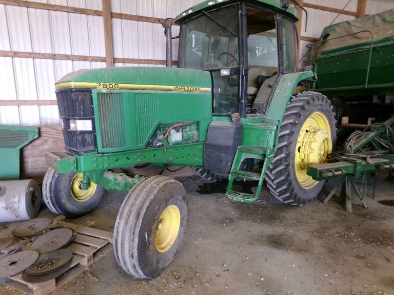 John Deere 7800