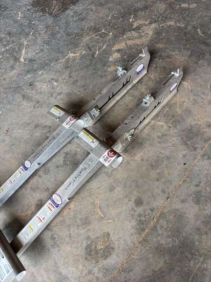 Werner ladder jacks