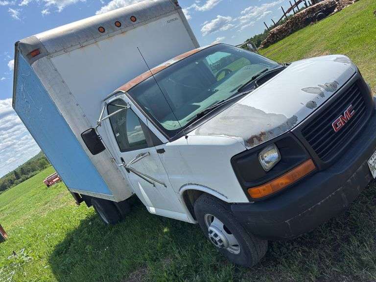 2004  GMC  Savana