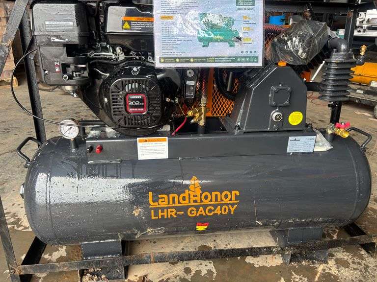 LandHonor 40 Gallon 2-Stage Truck Mounted Air Compressor