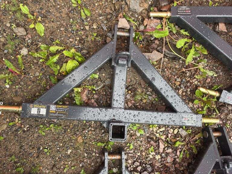 WOLVERINE Class 2 Quick Hitch - Gregg Auctions