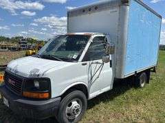 2004  GMC  Savana