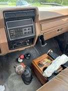 1986  FORD  F-700 dump truck