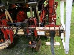 Harriston 3504 potato planter