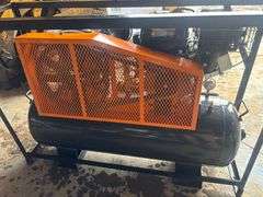 LandHonor 40 Gallon 2-Stage Truck Mounted Air Compressor