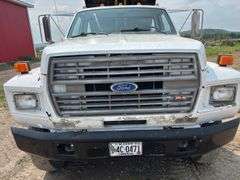 1986  FORD  F-700 dump truck