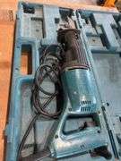 Makita reciprocating saw