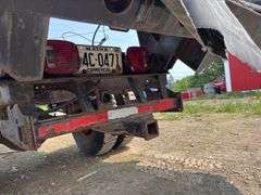 1986  FORD  F-700 dump truck