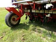Harriston 3504 potato planter