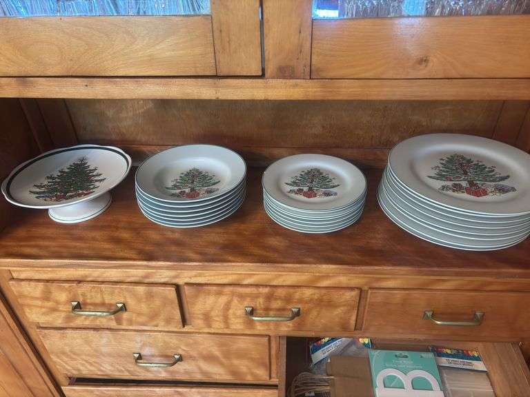 Gibson Christmas dinnerware