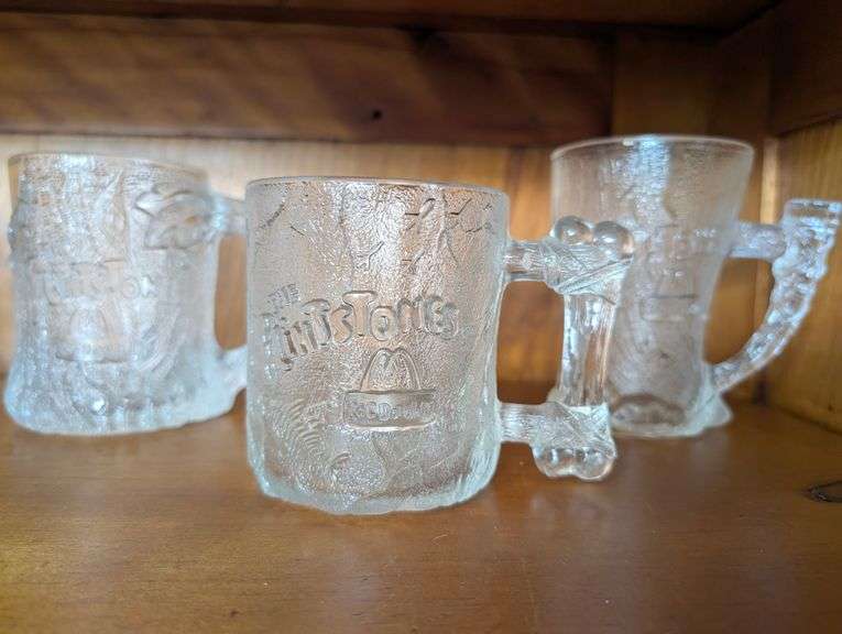 Vintage Flinstone glasses