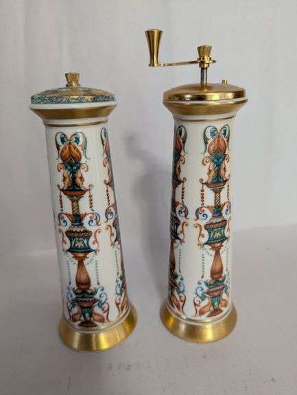 Salt and Pepper Mill