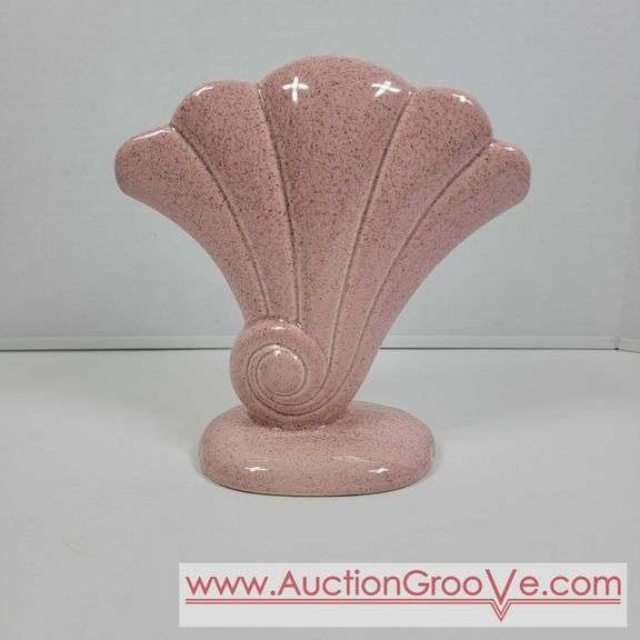 Vintage Red Wing Pottery USA 892. 8 x 8 x 4. BB