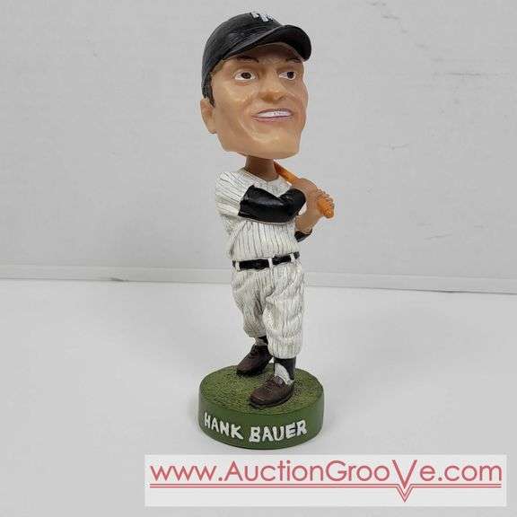 New York Yankees Hank Bauer Bobble Head. Bat broke off. 6" Tall. A