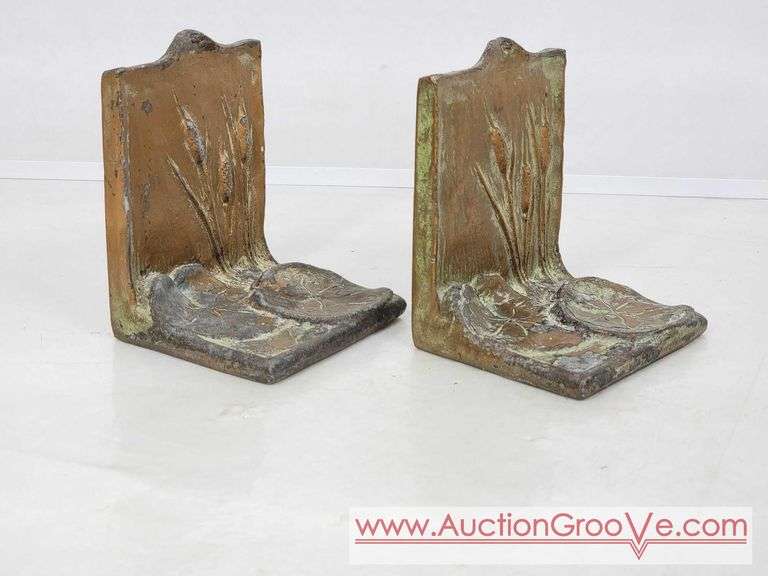 McClelland Barclay Art Nouveau Lily Pad Cast Bookends. 3.5 x 3. 4.5. T416