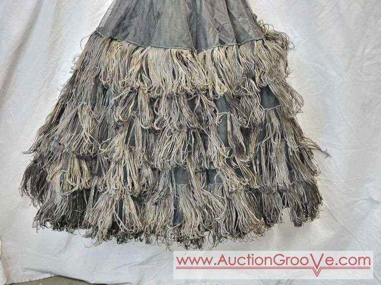 Vintage Ostrich Feather Dress with Photo of it in Action. Seems to be intact. Appears to be a size Small/Medium. CB