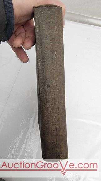 HENRI RENE GUY DE MAUPASSANT SHORT STORIES OF LIFE. 1 - 17 VOLUMES all numbered 510 of 1250 of the Beaux Art Edition. 1925 Dingwall-Rock LTD. Books are 99 years old and in similar condition to photos 