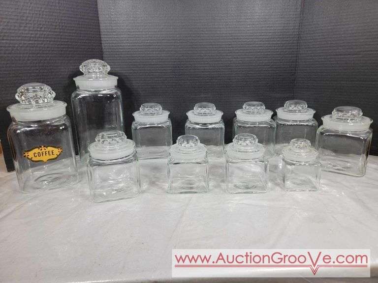 Apothecary Glass Canisters. Tallest is 11.5" tall smallest is 4" tall. FR4F