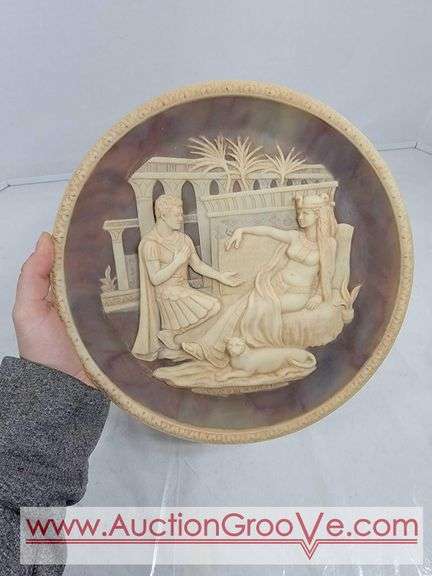 5 - INCOLAY Stone Cameo Plates. Anthony & Cleopatra, She Was a Phantom of Delight, To a Skylark, The Taj Mahal Lovers, and My Heart Leaps Up When I Behold.      10". FR4
